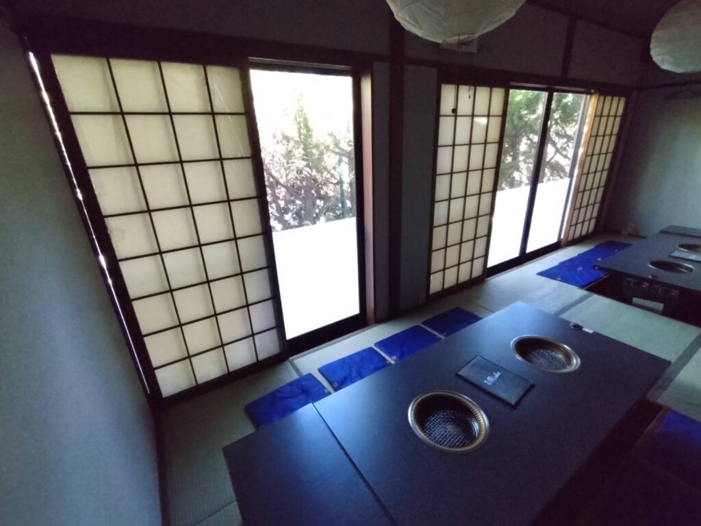 焼肉店 障子張り替え 施工前②