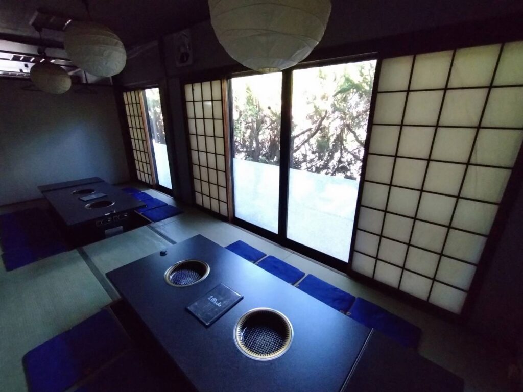 焼肉店 障子張り替え 施工前③