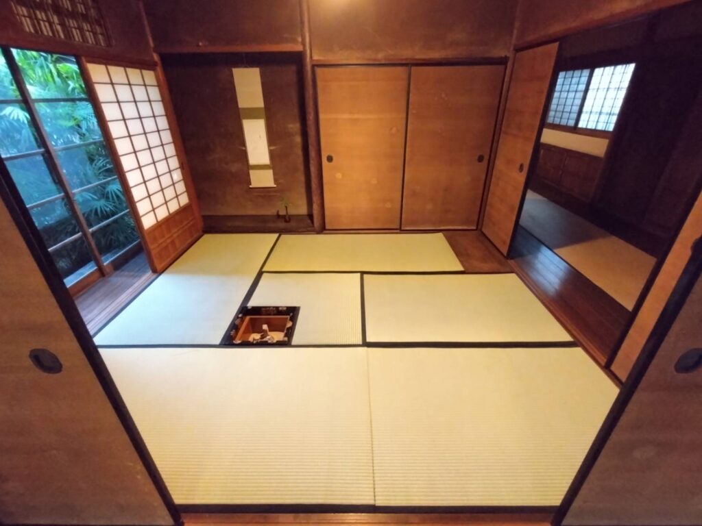 旧伊藤伝右衛門邸 畳 障子 修繕