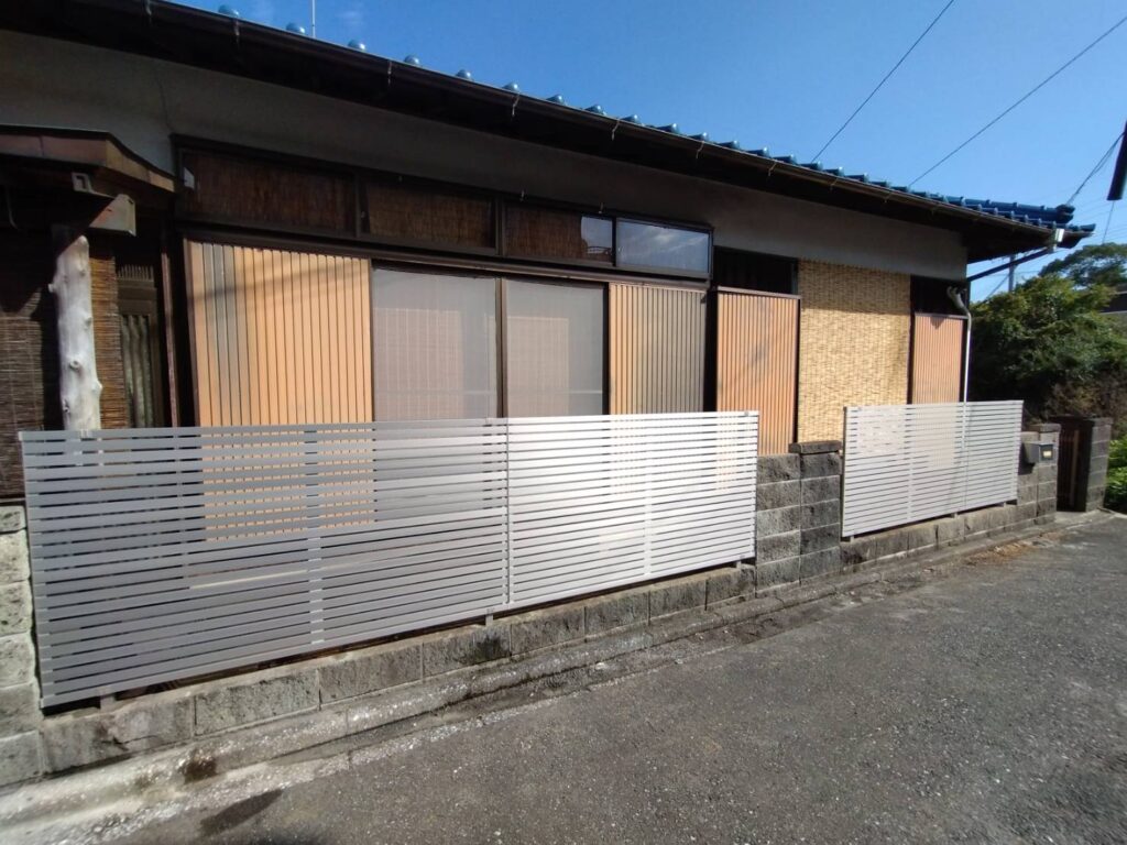 飯塚市 フェンス取替え 施工後 アルミフェンス