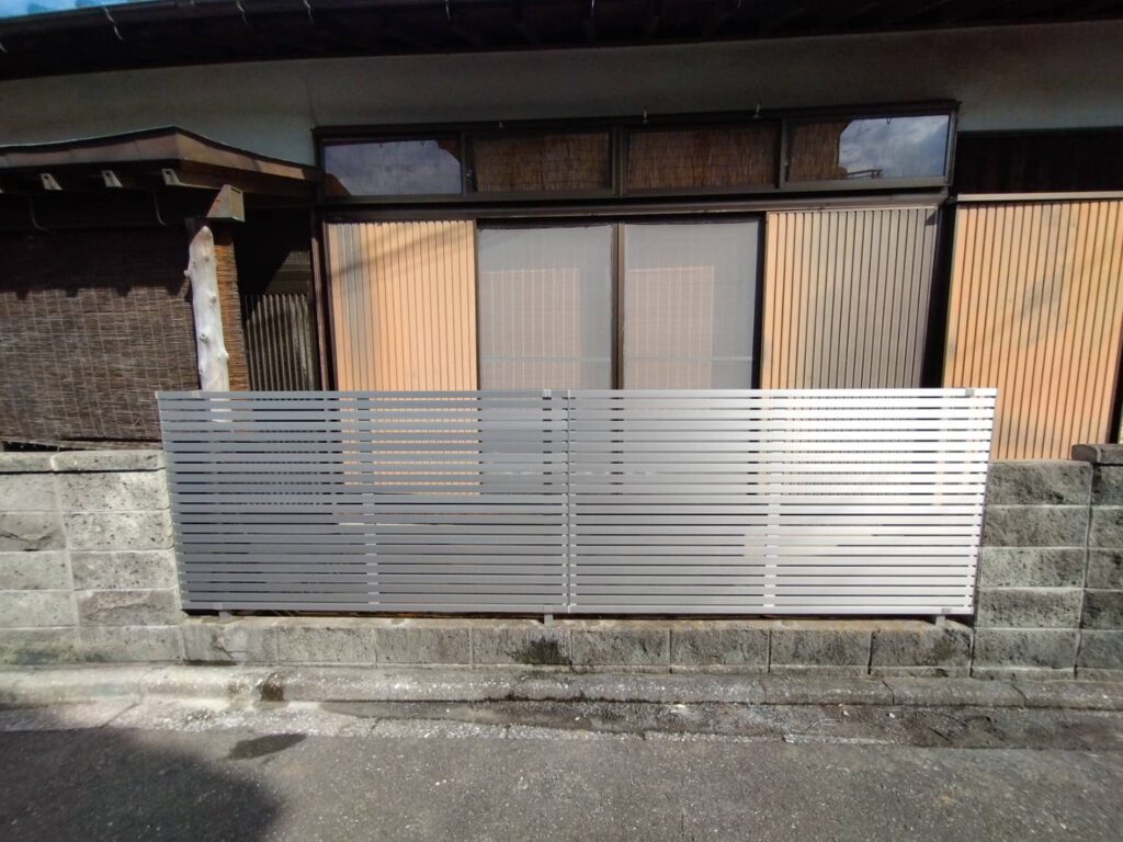 飯塚市 フェンス取替え 施工後 アルミフェンス